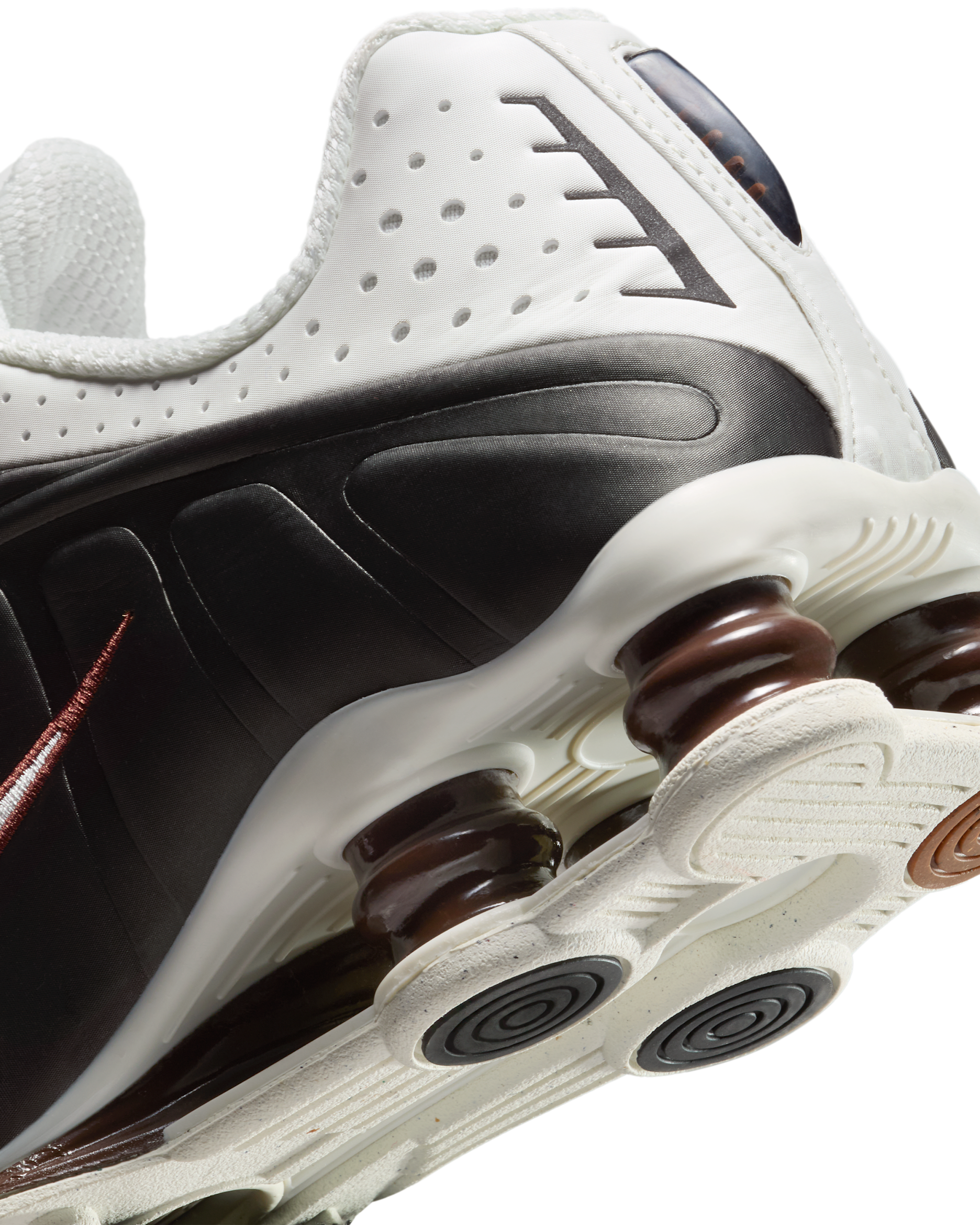 Nike Shox R4 “Sail/Black/Brown”