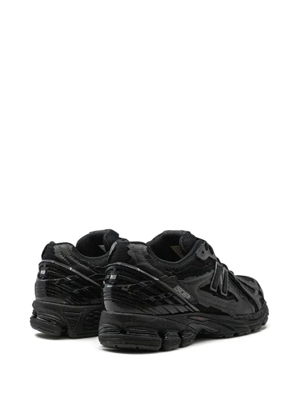 New Balance 1906R “Black”