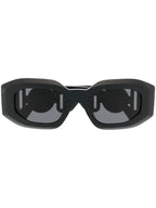 Versace Eyewear
Medusa Head-detail oversize-frame sunglasses