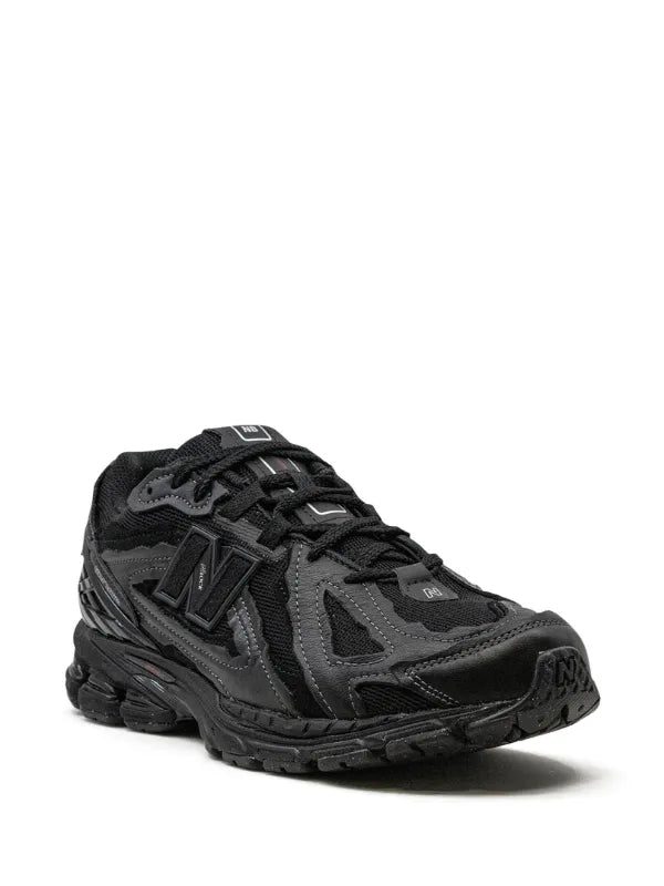 New Balance 1906R “Black”