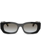 Prada Eyewear
geometric-frame sunglasses