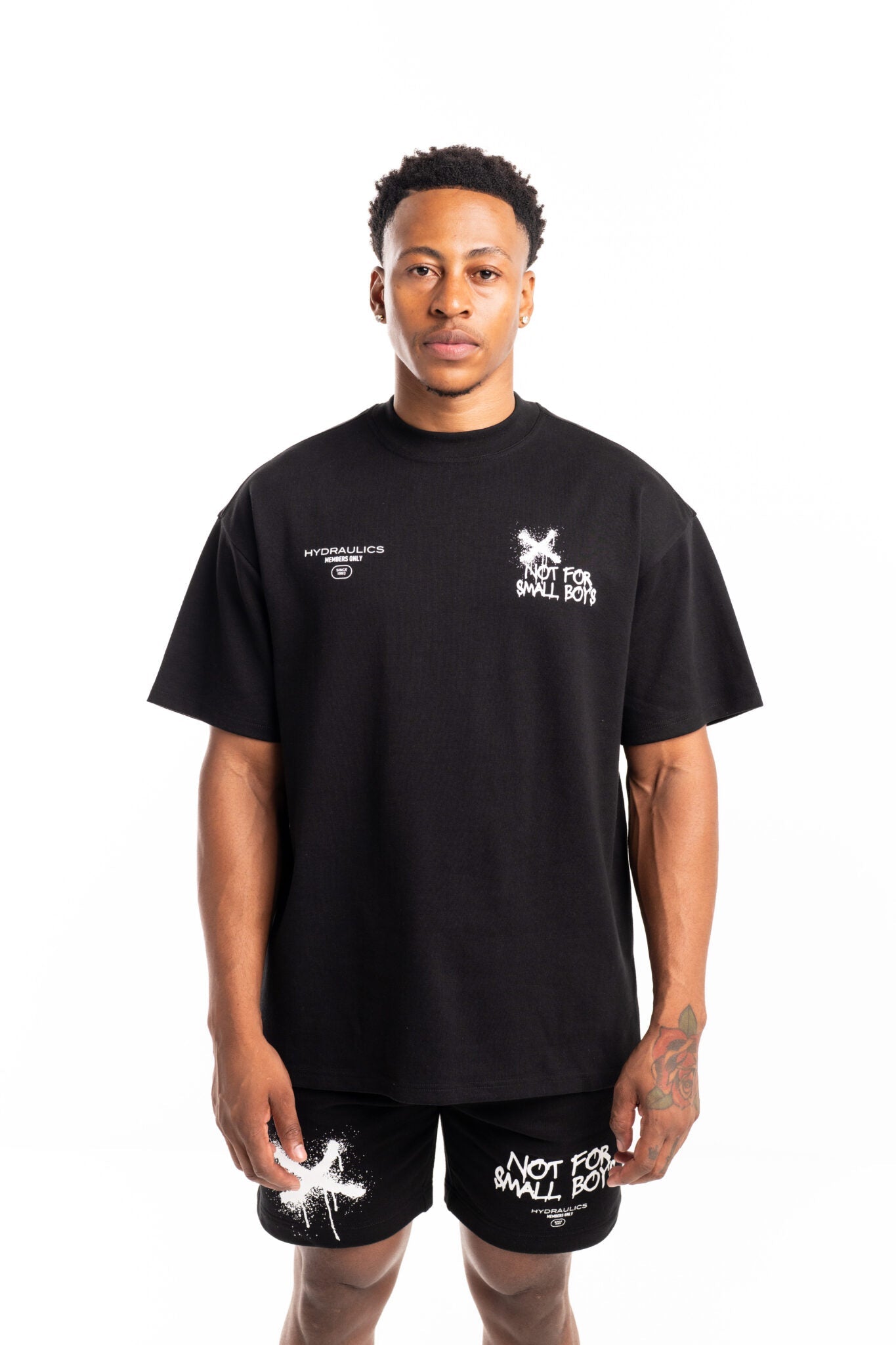 HYDRAULICS OVERSIZED NOT FOR SMALL BOYS V2 TEE BLACK