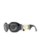 Versace Eyewear
Medusa Head-detail oversize-frame sunglasses