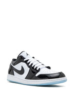 Air Jordan 1 Low SE "Concord”