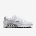 Nike Air Max 90 ‘Light Smoke Grey/Photon Dust’