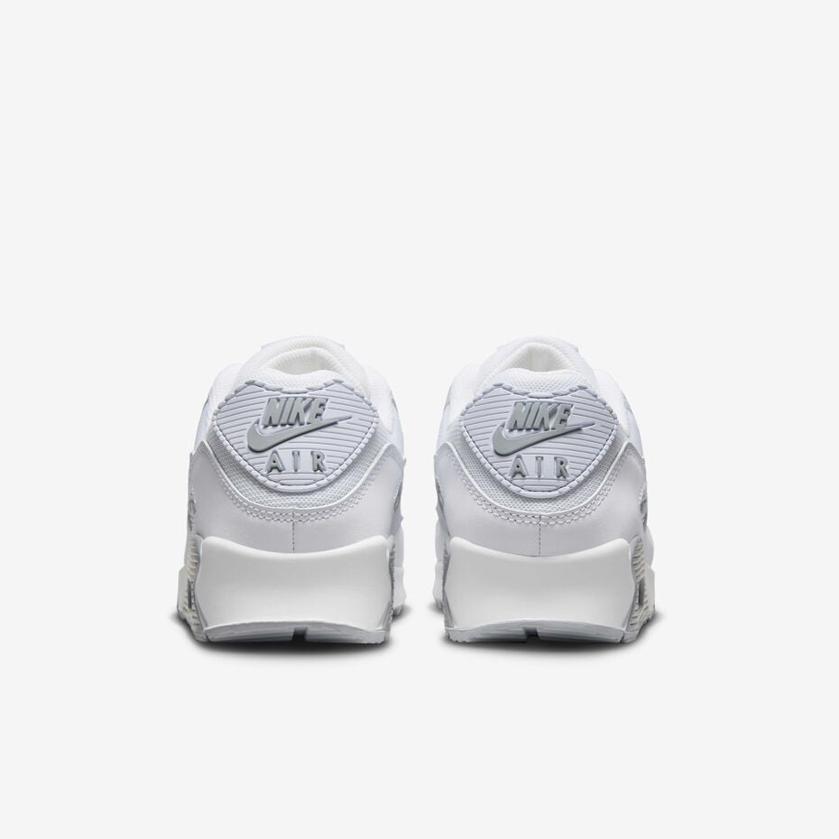 Nike Air Max 90 ‘Light Smoke Grey/Photon Dust’