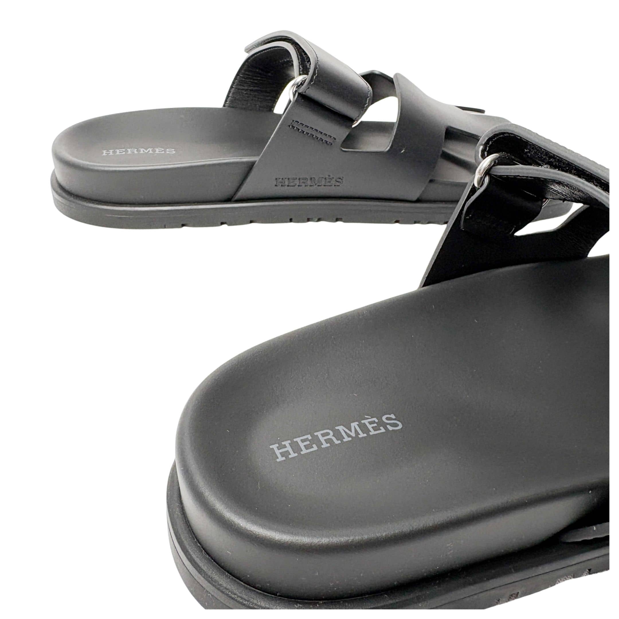 HERMÈS CHYPRE SANDALS ‘Black’