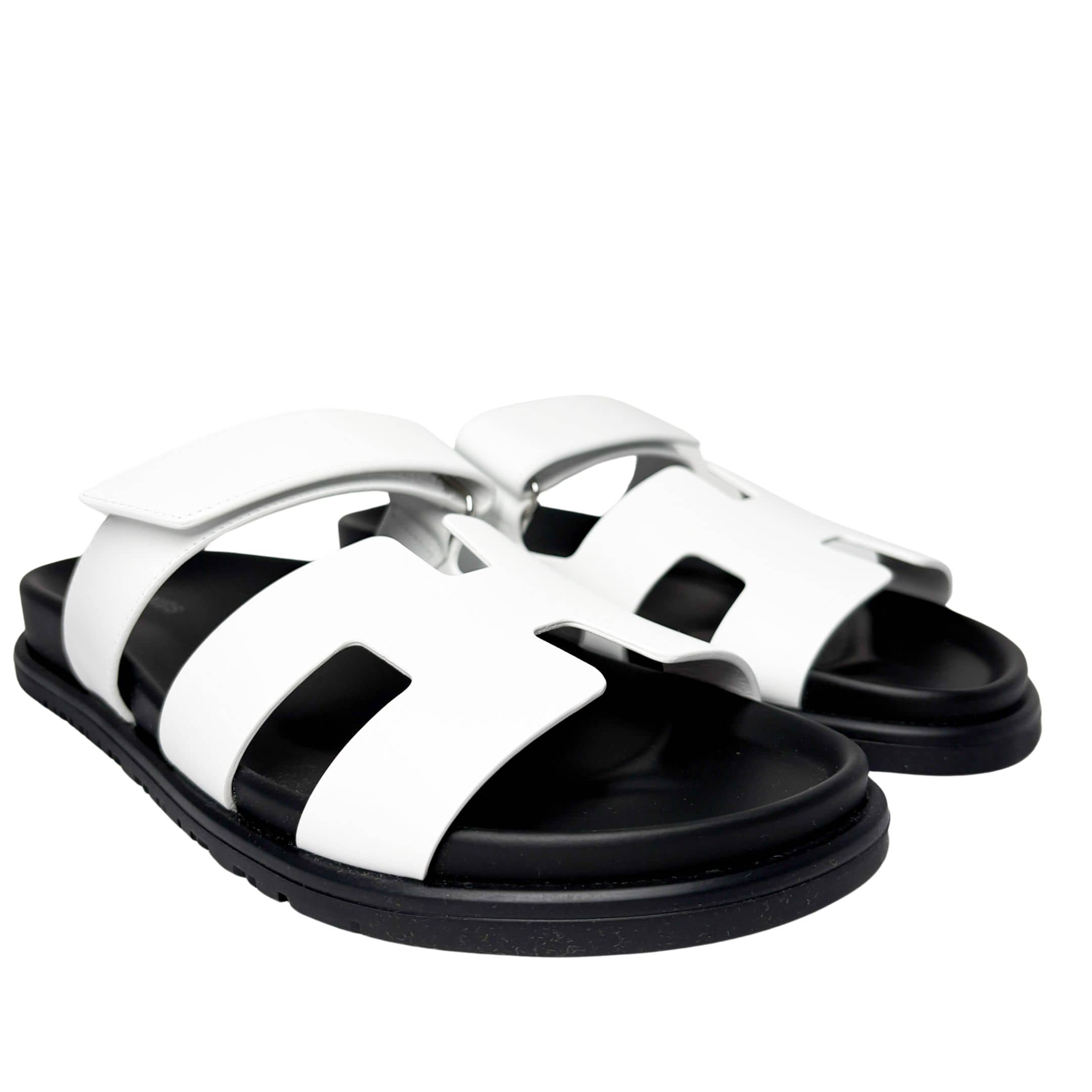 HERMÈS CHYPRE SANDALS ‘White’