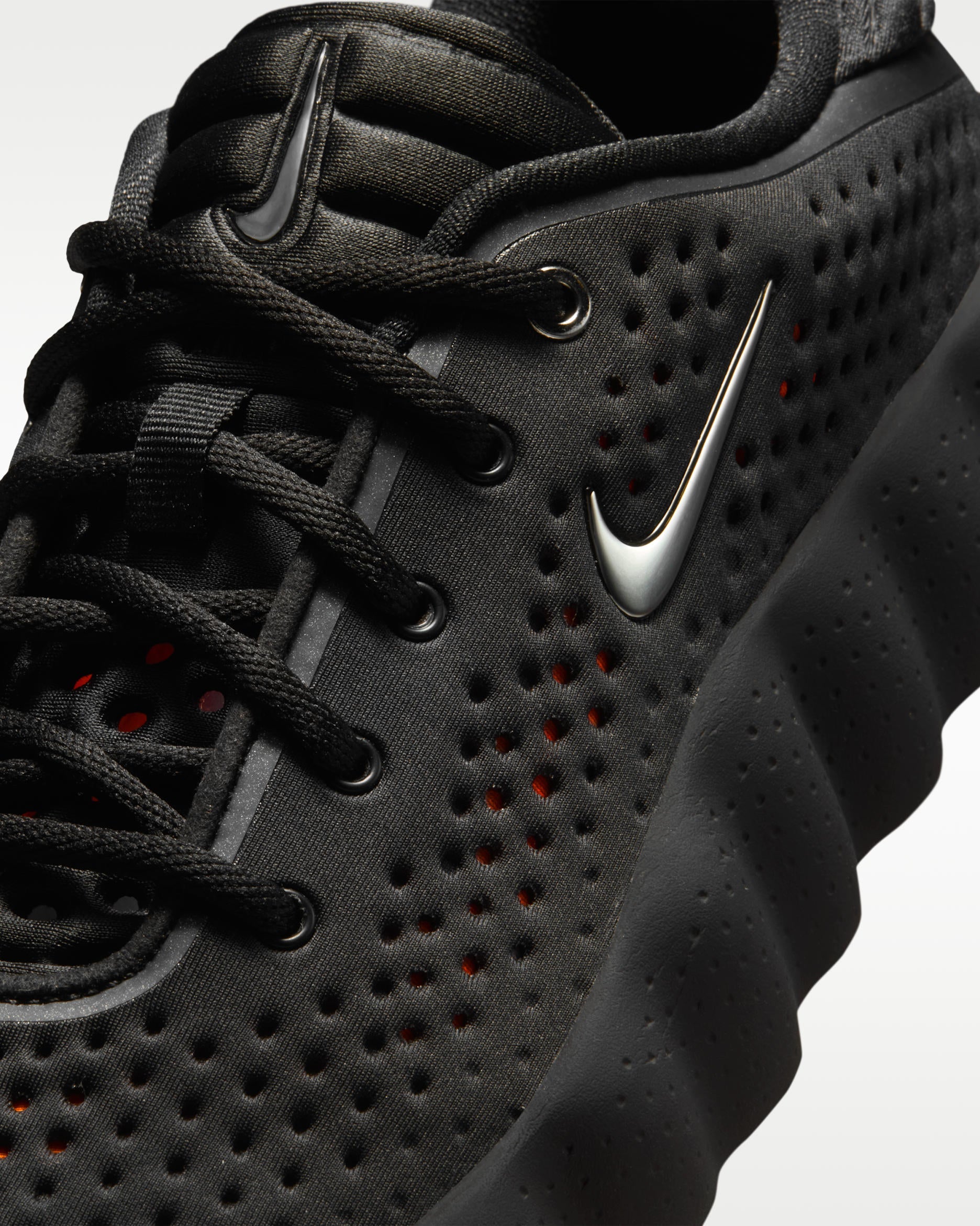 Nike Mind 002 ‘Black Metallic’