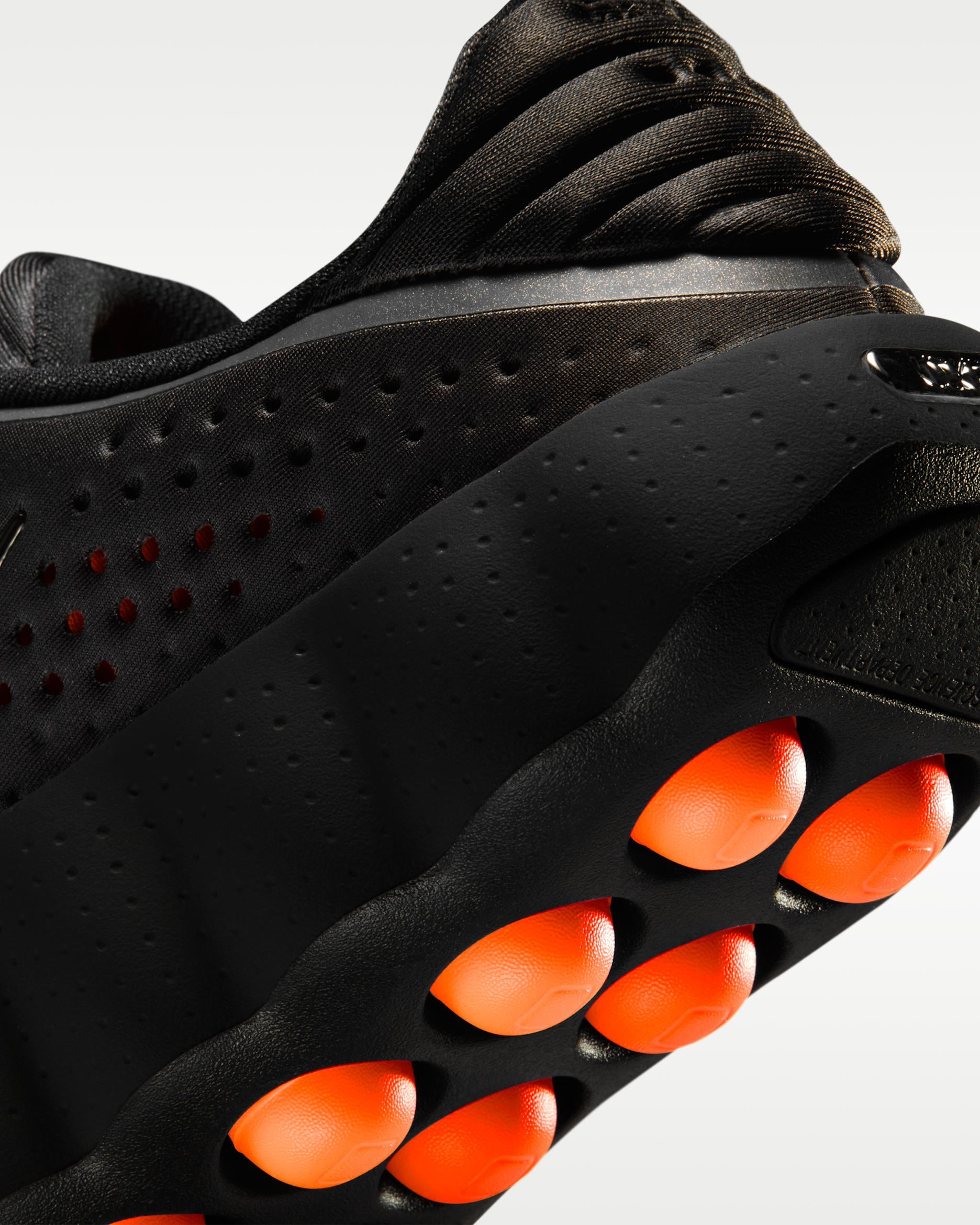 Nike Mind 002 ‘Black Metallic’
