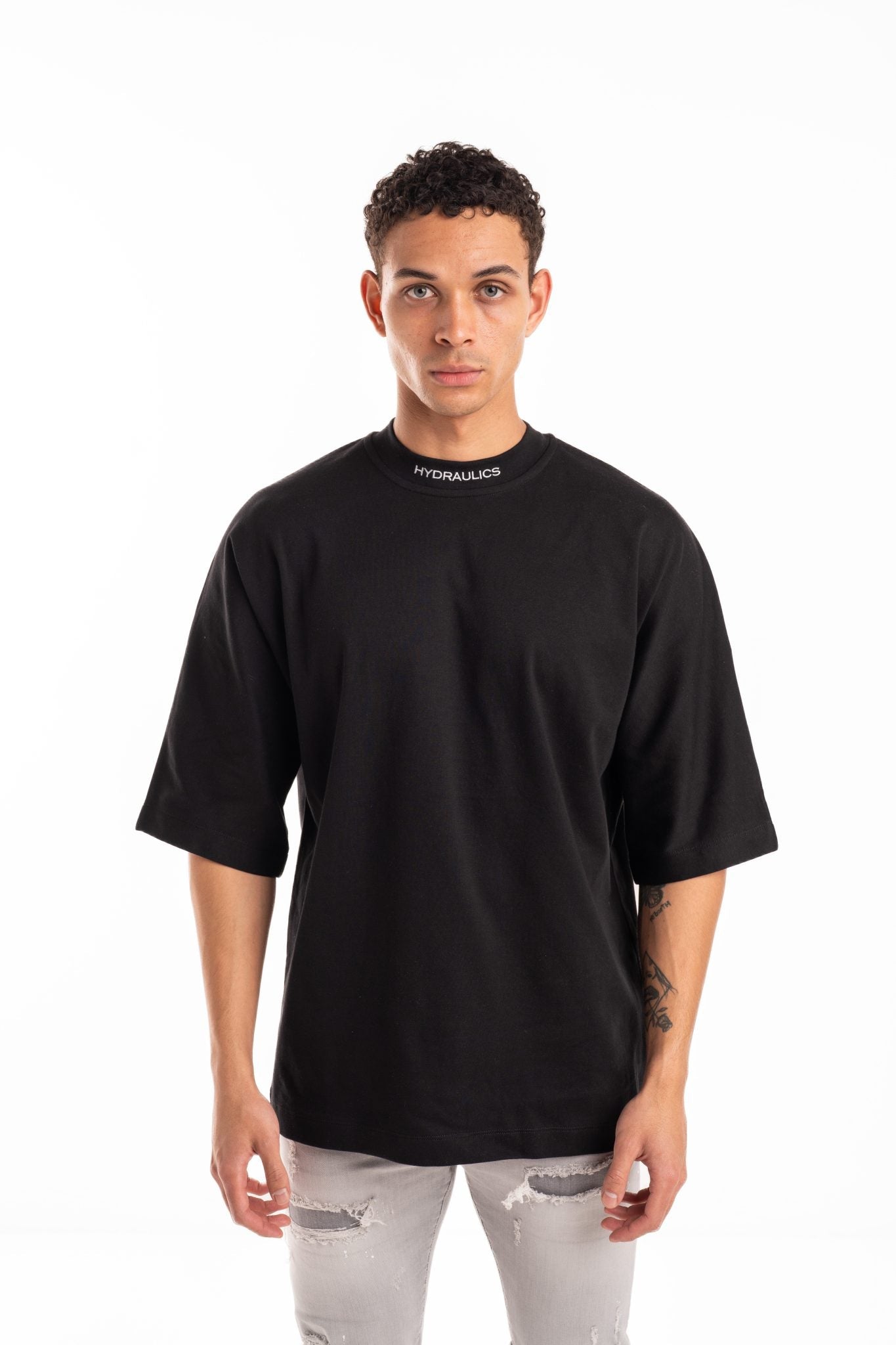 HYDRAULICS PERSPECTIVE SUPER OVERSIZED T-SHIRT BLACK