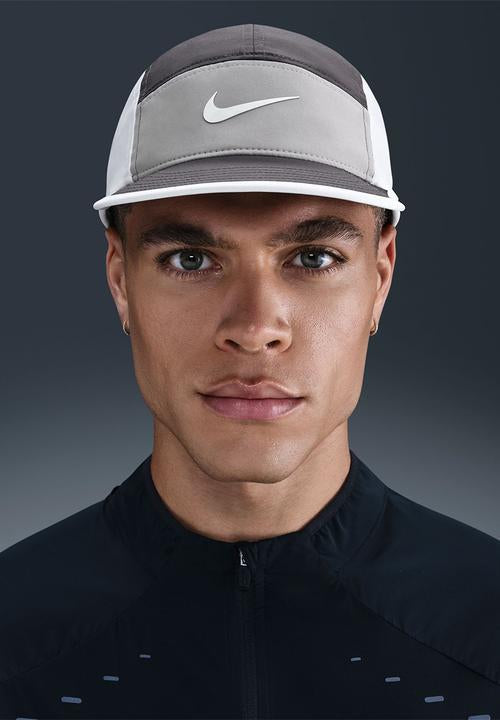 Nike Dri-Fit Fly Unstructured Swoosh Cap - Medium Ash/College Grey