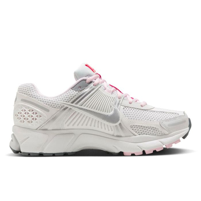 Nike Zoom Vomero 5 “White Pink”