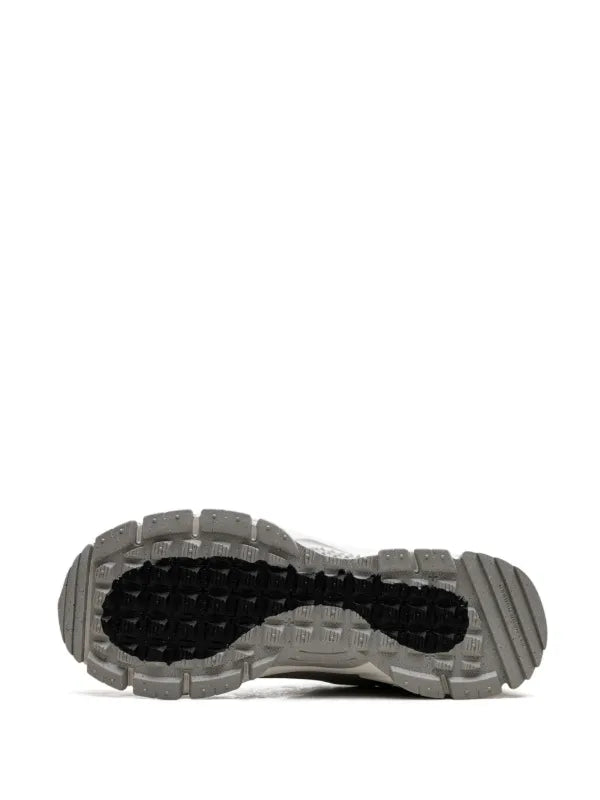 Nike Zoom Vomero Roam “White”