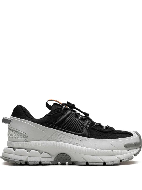 Nike Zoom Vomero 5 Roam "Black/Light Silver