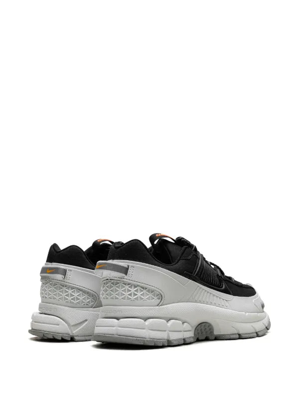 Nike Zoom Vomero 5 Roam "Black/Light Silver