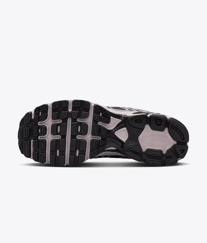 Nike Air Max Moto 2K Trainers “Light Violet Ore/Platinum Violet”