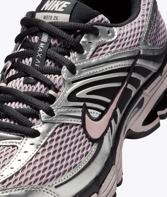 Nike Air Max Moto 2K Trainers “Light Violet Ore/Platinum Violet”