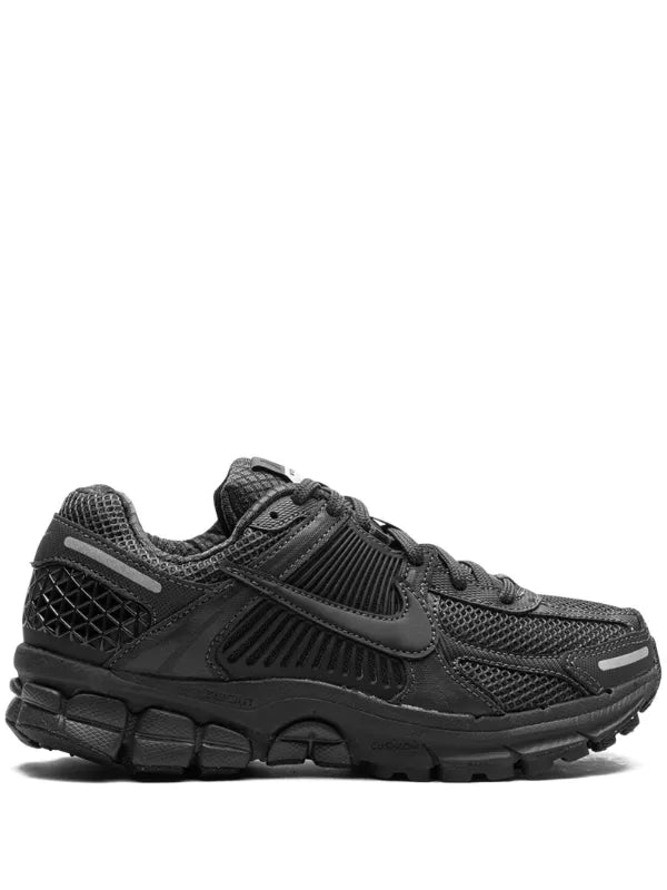 Nike Zoom Vomero 5 “Triple Black”