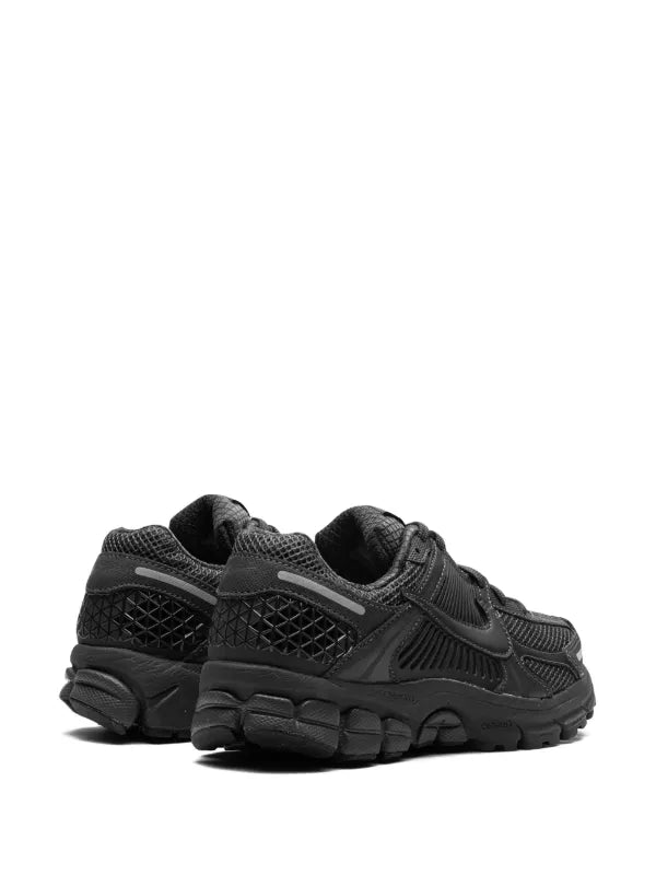 Nike Zoom Vomero 5 “Triple Black”