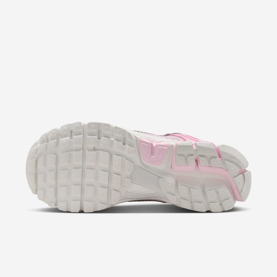 Nike Zoom Vomero 5 “Hyper Pink/Pink Foam”