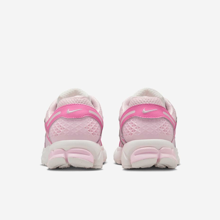 Nike Zoom Vomero 5 “Hyper Pink/Pink Foam”