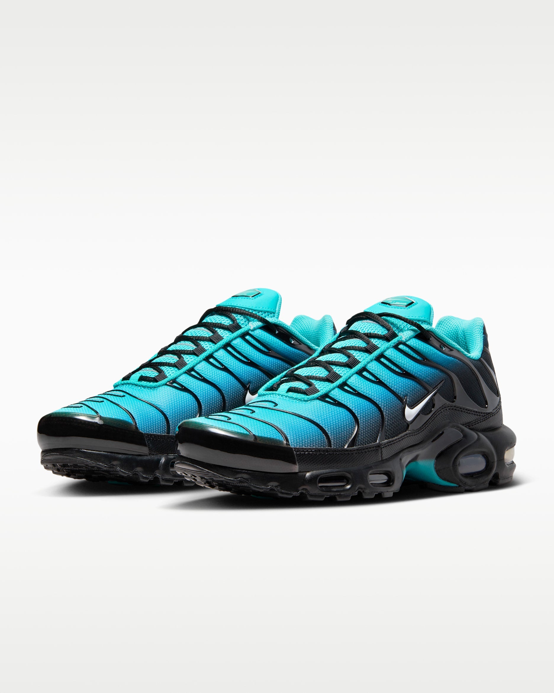 Nike Airmax Plus TN “Light Retro/Black/White Summit”