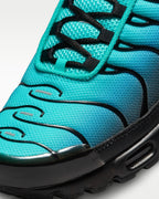 Nike Airmax Plus TN “Light Retro/Black/White Summit”