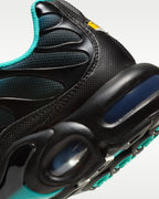 Nike Airmax Plus TN “Light Retro/Black/White Summit”