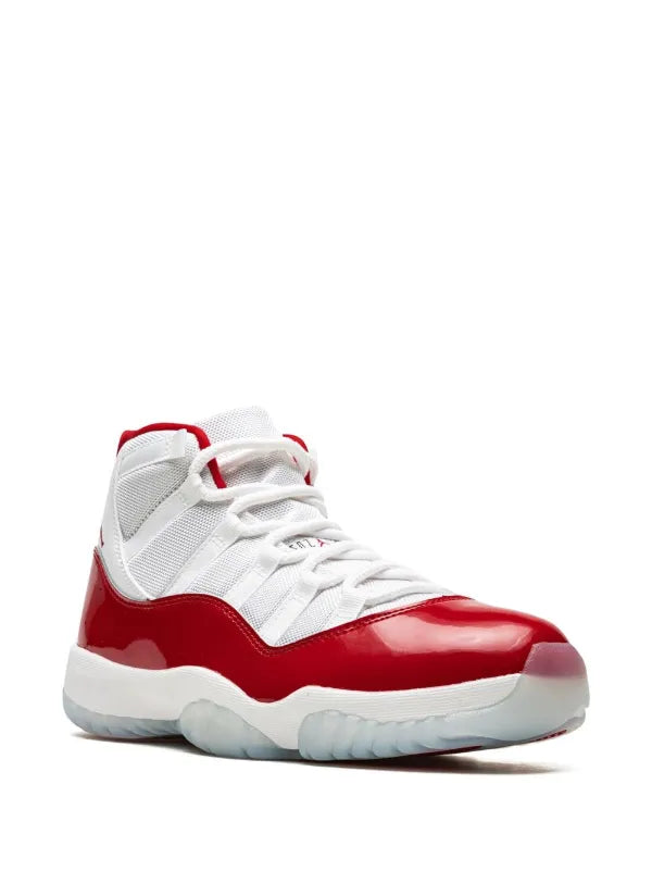 Air Jordan 11 "Cherry 2022"