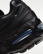 Nike Air Max 95 “Metallic Pewter”