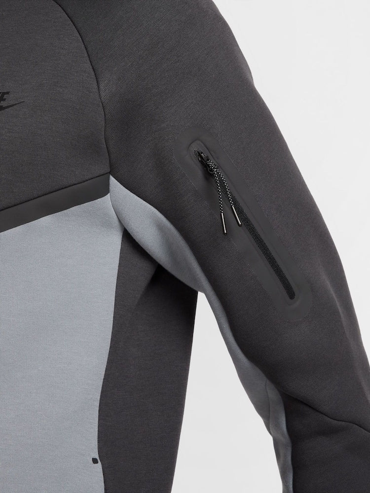 Nike Anthracite/Grey Tech Fleece