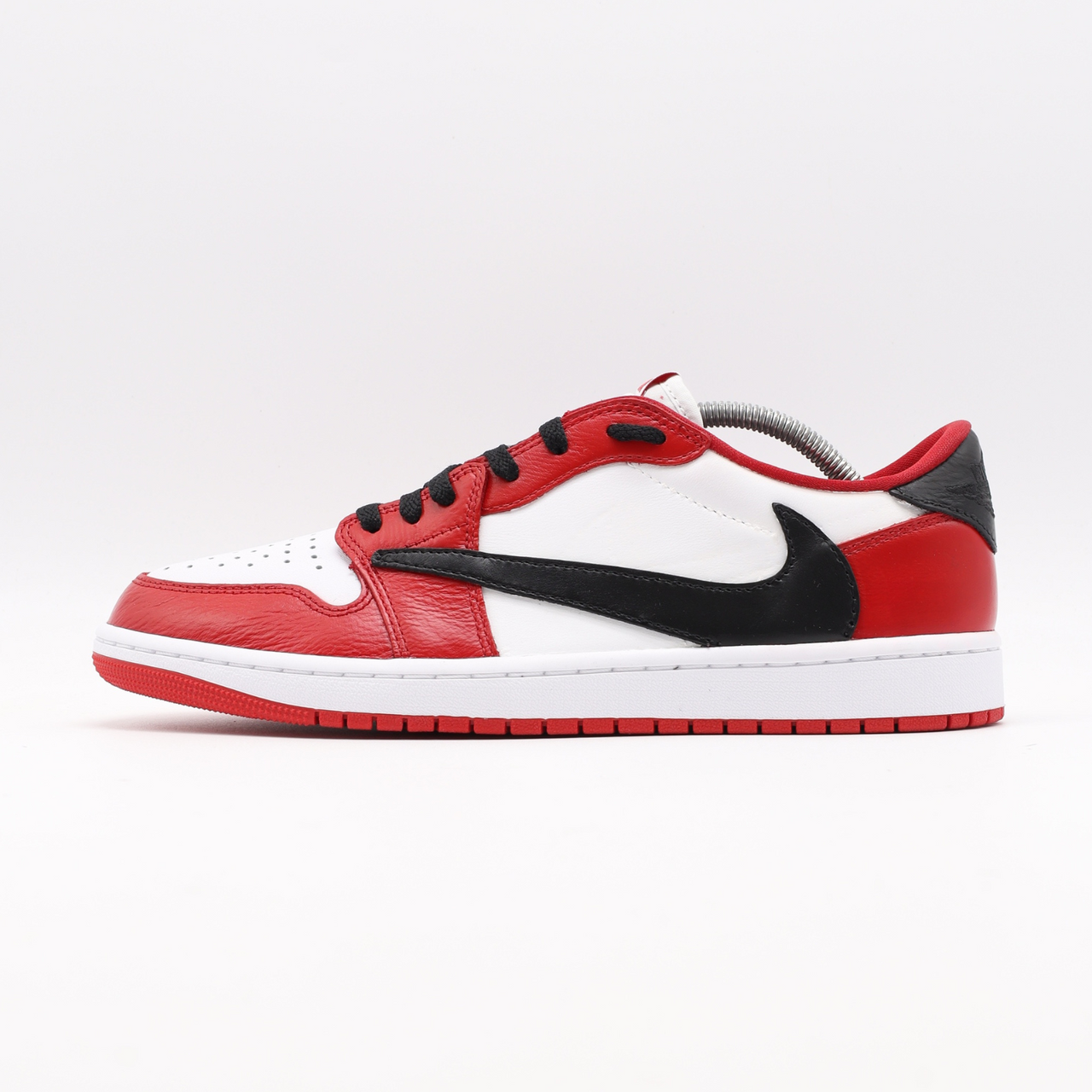 Travis Scott x Air Jordan 1 Low ‘Chicago’