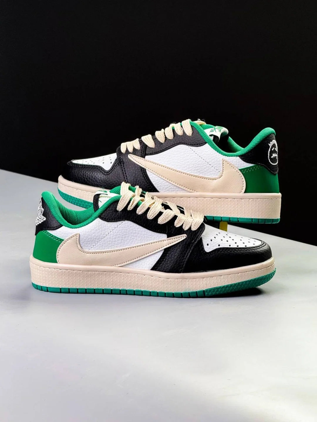 Nike Air Jordan 1 Low x Travis Scott x Fragment ‘Pine Green’