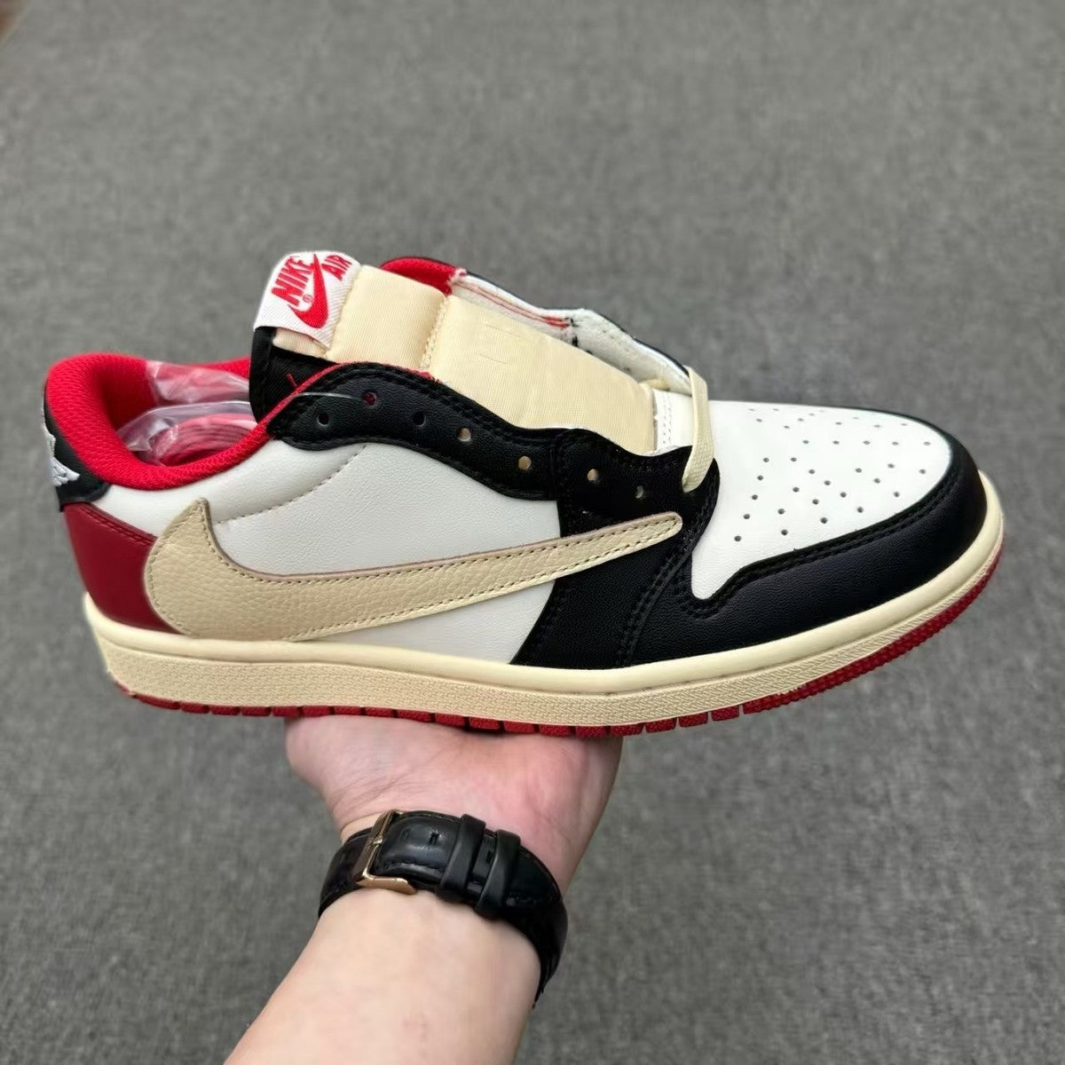 Travis Scott x Air Jordan 1 Low Black Red