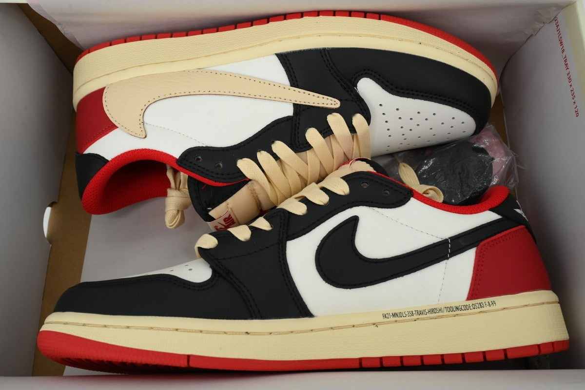 Travis Scott x Air Jordan 1 Low Black Red