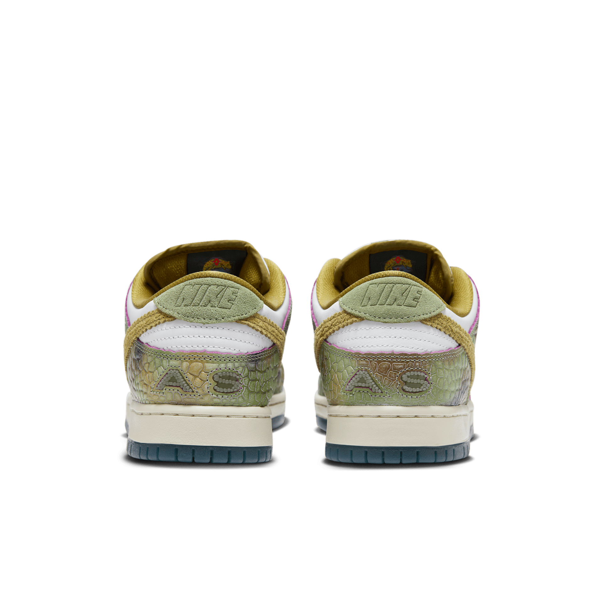 Nike SB Dunk Low Pro x Alexis Sablone