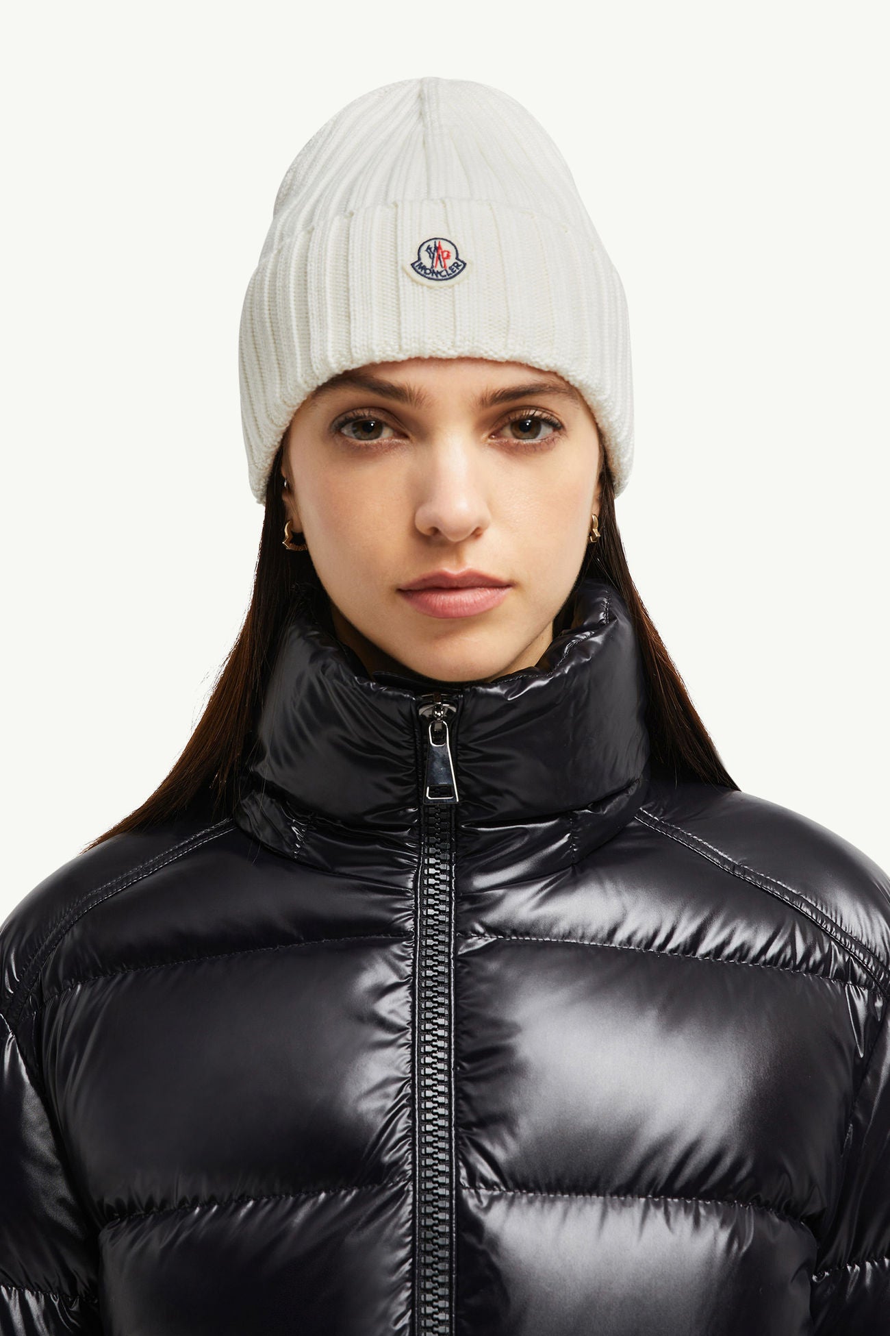 Moncler ribbed logo-patch beanie