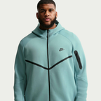 NIKE TECH FLEECE “LIGHT BLUE”