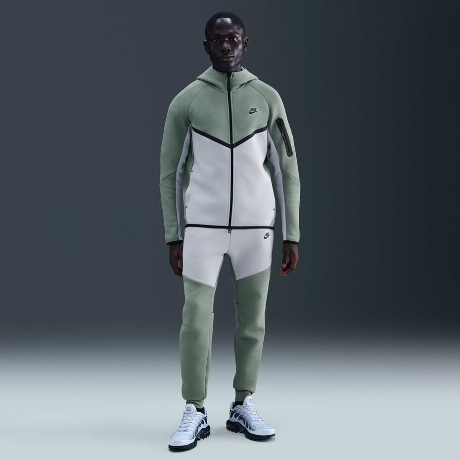 NIKE TECH FLEECE “BICOASTAL GREEN”