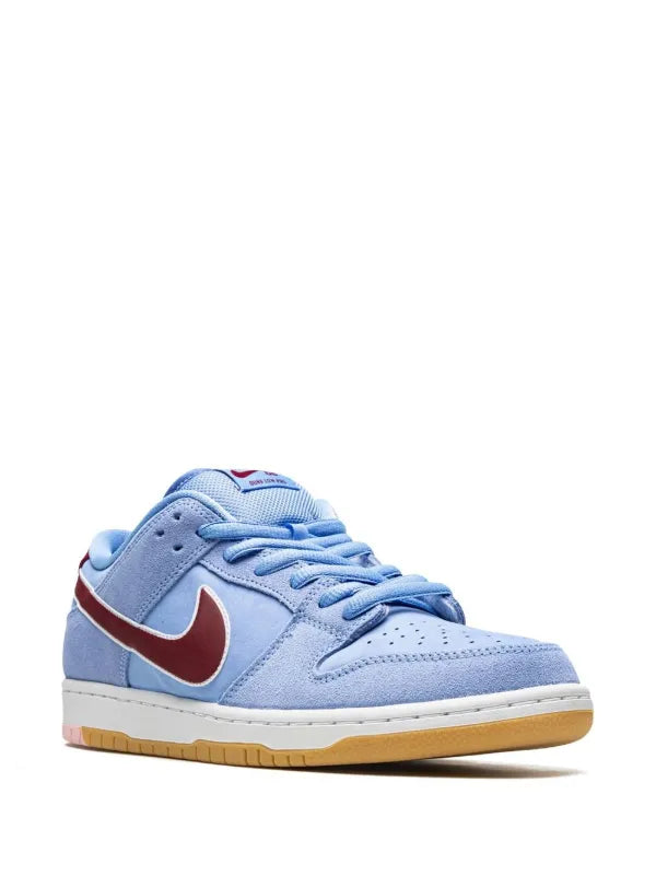 Nike SB Dunk Low "Phillies”