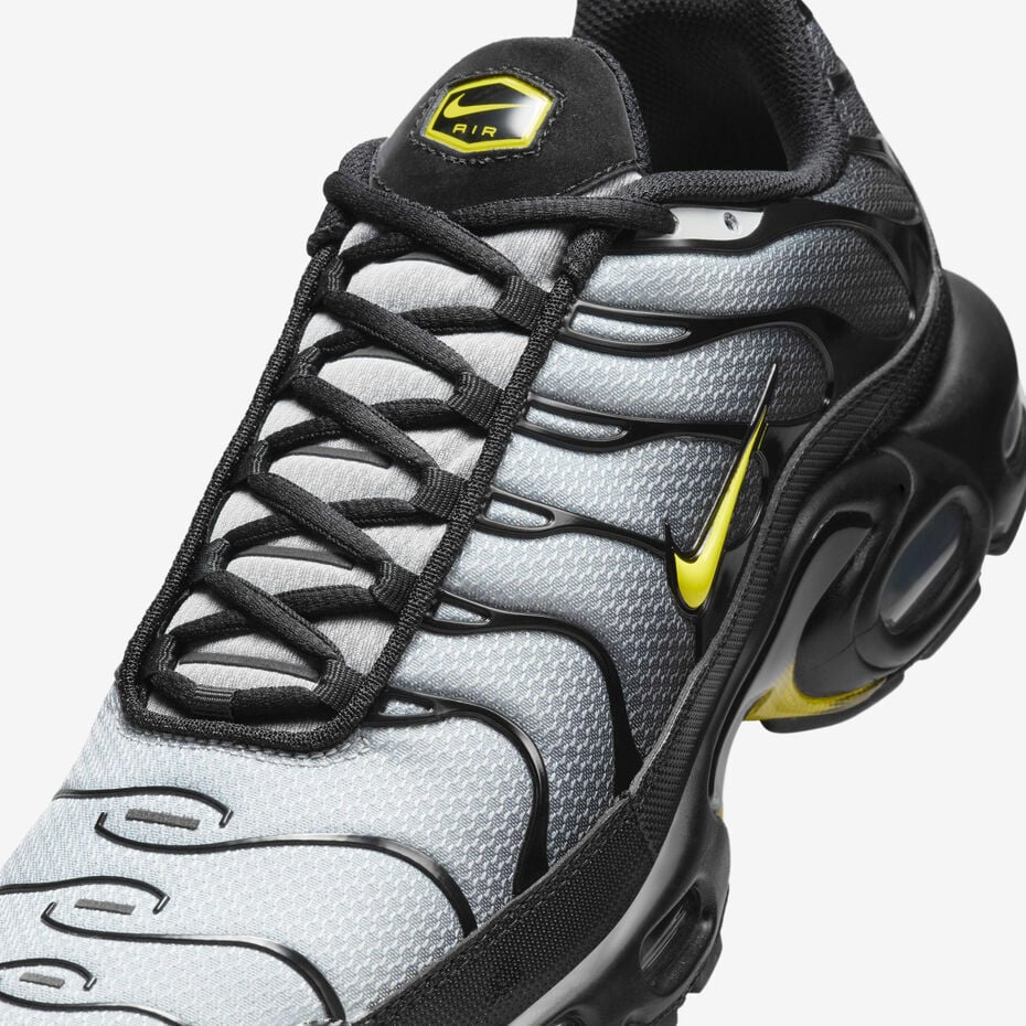 Nike Air Max Plus “Grey Volt”