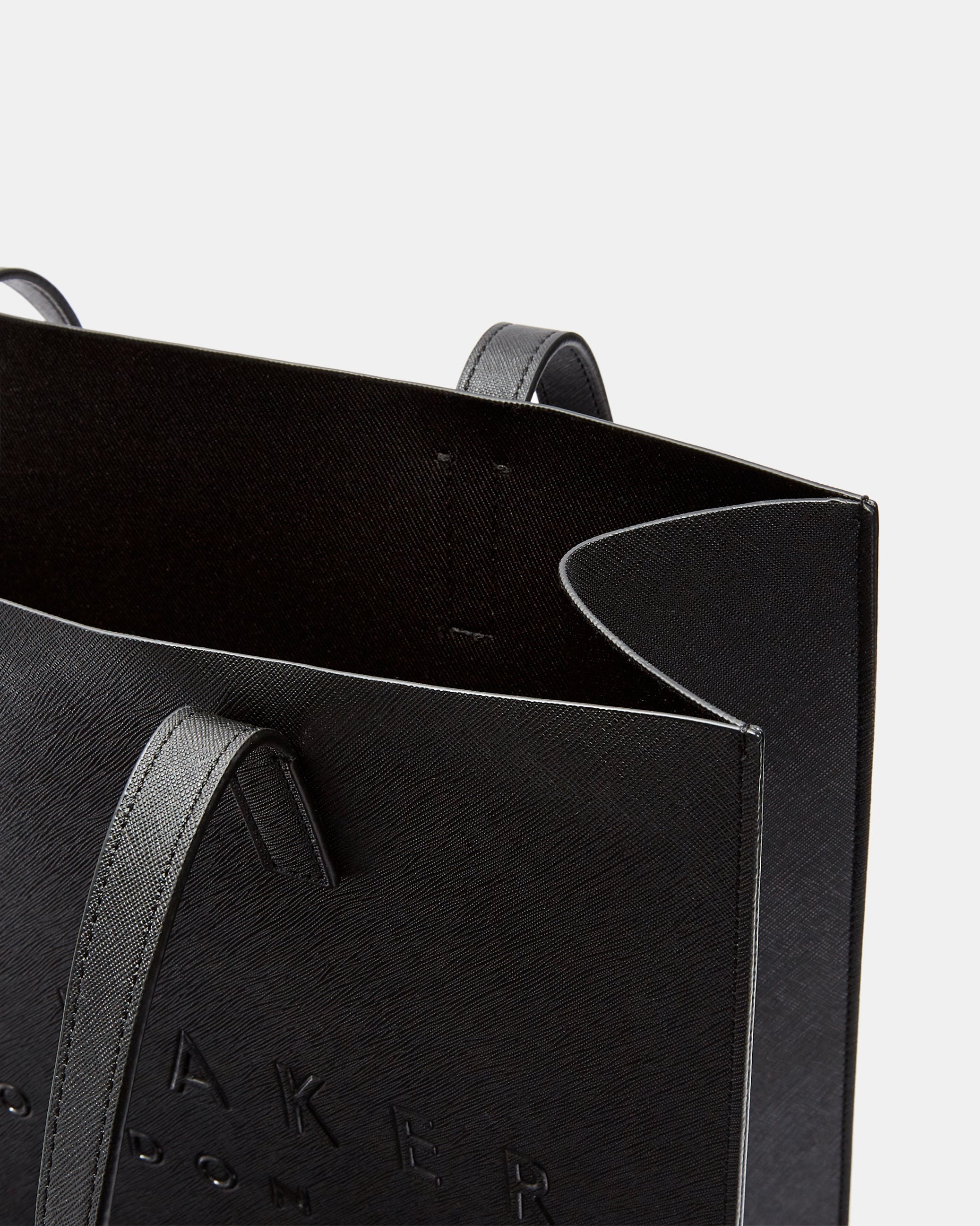 Ted Baker Soocon-Crosshatch All Black