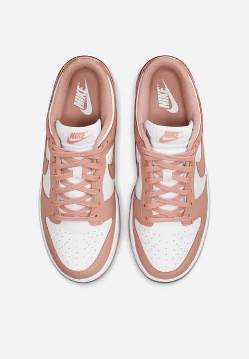 Nike Dunk Low ‘Rose Whisper’