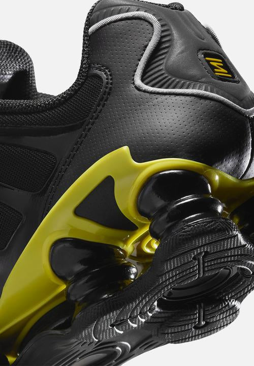 NIKE SHOX TL ‘BLACK/METALLIC SILVER-DYNAMIC YELLOW’